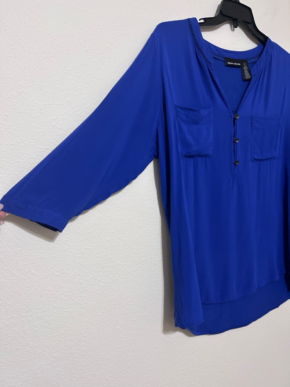 DKNY JEANS Cobalt Blue Rayon Blend 3/4 Sleeve Blouse - Women’s Large - Picture 4 of 7